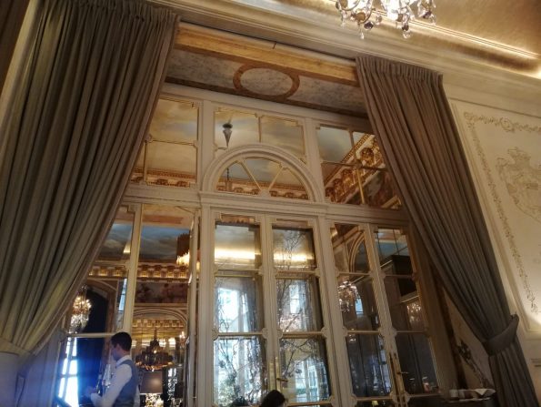 IMG 20190104 WA0187 1 595x447 - Exquisite Hôtel de Crillon in Paris