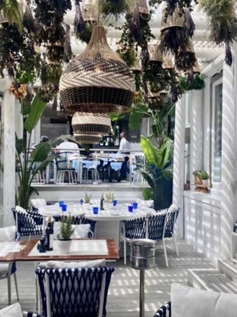 Sea Grill Restaurant in Puente Romanp